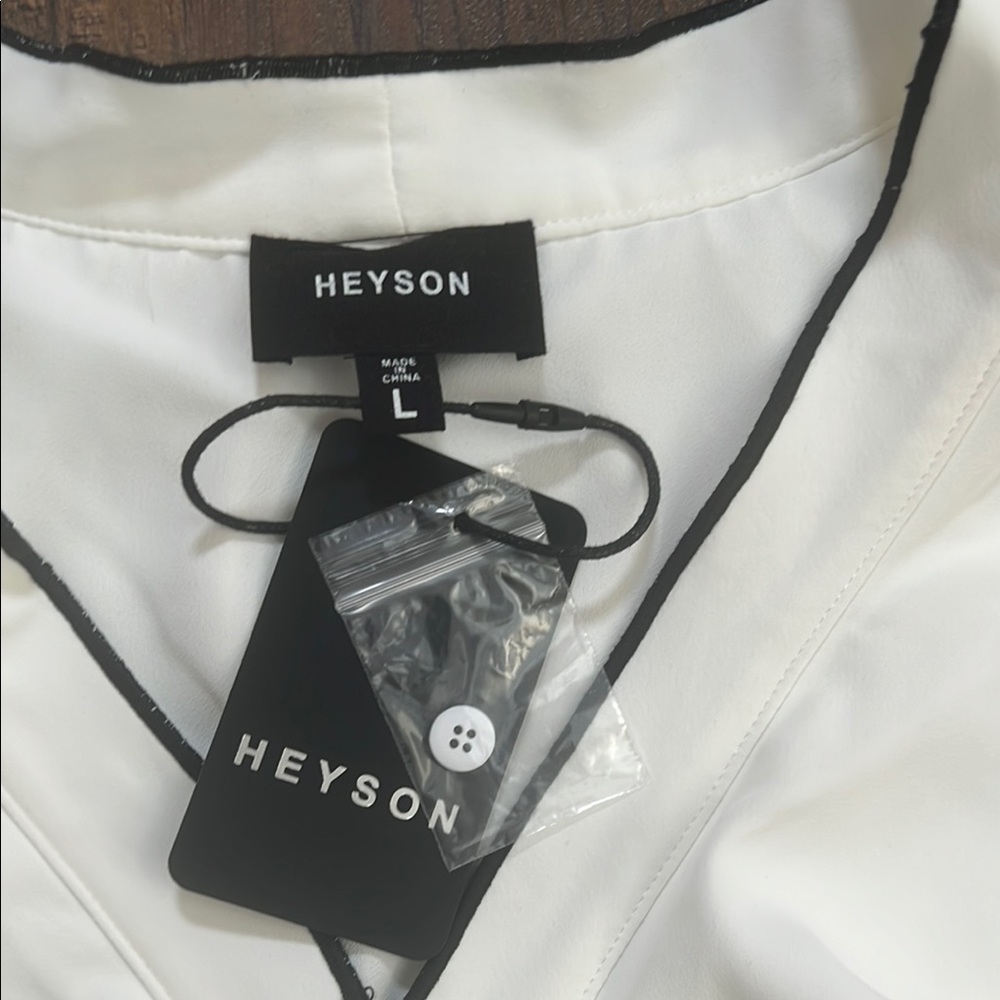 NWT Heyson Long Sleeve Ruffled Bib Collar Blouse - Picture 6 of 10